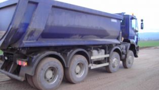 13__x__IVECO_All_wheel_drive_truck_Typ_AD_410_T_45_W_with_Carnehl_Body-108101.jpg