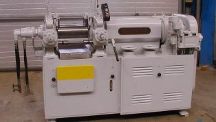 Laboratory-Roller-Mill_2_Rolls-13670.jpg