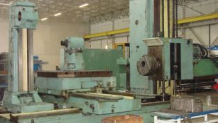 Boring_mill_table_type_STANKO_2H637_160_mm_spindle-5540.jpg