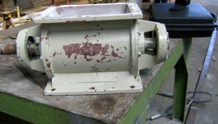 Fisch_descaling_machine-6550.jpg
