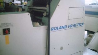 ROLAND_PR_00-7620.jpg
