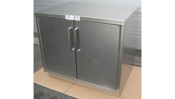 stainless_steel_cabinet-6561.jpg