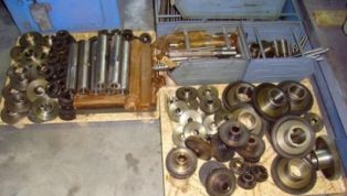 Spare_parts_for_type_1A616-6122.jpg