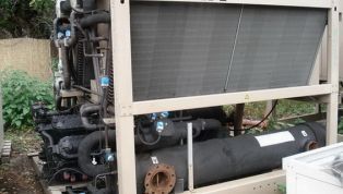 YORK_aircooled_liqChiller_AWHC_100L-6532.jpg