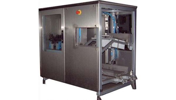 AUTOMATIC_MILK_FILL__SEAL_MACHINE-7022.jpg