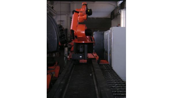 KUKA_KR_1252_-_7_axis_industrial_robots_KL_1500-6033.jpg