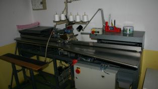 Pfaff_automatic_pillow_closer-6173.jpg