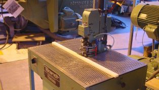 Edge_router_Brandt_F_10-6413.jpg