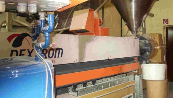 Nextrom_Extruder_BM_15024D_year_of_construction_2001-7073.jpg
