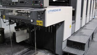 Komori_L_528_EM_1997-13324.jpg