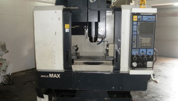 CNC_Vertical_Machining_Center__Makino_Max65S-30A__Year_2001-13724.jpg