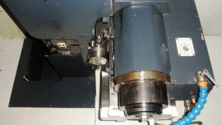 CNC_Vertical_Machining_Center__Makino_Max65S-30A__Year_2001-137241.jpg