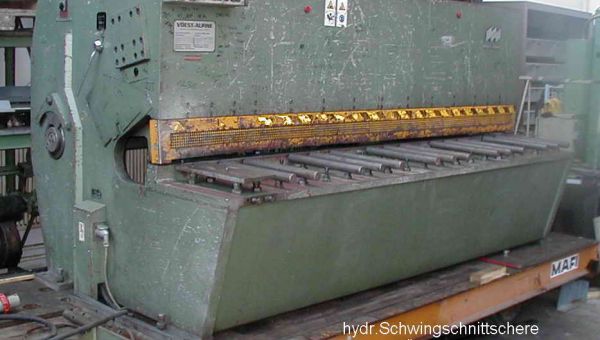 hydr_plate_shear_Voest_3150_x_10_mm-5884.jpg