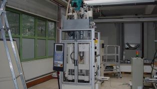 Krauss_Maffei_KM_80-220_CV-6854.jpg