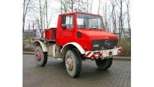 MERCEDES-BENZ_-_Unimog_U_1500-7744.jpg