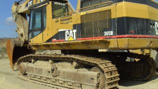 CATERPILLAR_CAT_365_B-11055.jpg