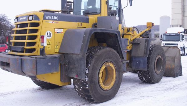 KOMATSU_WA-380-11695.jpg