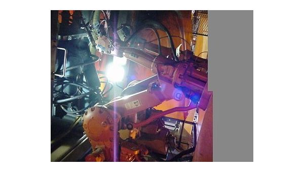 ABB_IRB_2400_M96_MIGMAG_arc_welding_robots-5915.jpg
