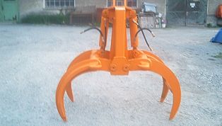 clamshell_for_round_timber_wood_or_similar_hydr-6405.jpg