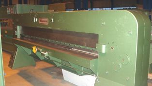 Veneer_guillotine_Hymmen_AS_320-6495.jpg