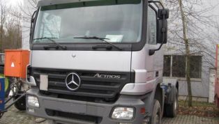 MERCEDES_ACTROS_2041_4x4_SZM_Kipphydraulik-9816.jpg