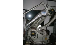Palletising_Robots_KUKA_KR_180_PA_with_KR_C2_controller-6077.jpg