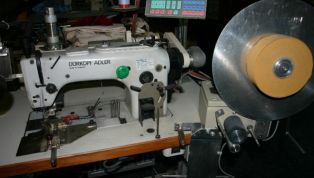 Durkopp_Zigzag_blanket_set_machine_with_puller-6137.jpg