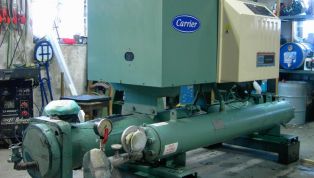 Carrier_Liquid_Chiller_water_cooled_30HK036-6387.jpg