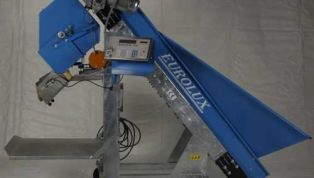 Automatic_weigher_and_sack-filler_from_EUROLUX__filler_for_potatoes_onions_etc_1-30_kg-7367.jpg