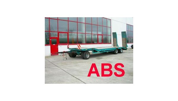 LANGENDORF_-_3_Achs_Tieflader-_Anhanger-7687.jpg
