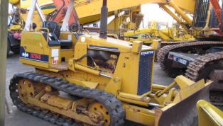KOMATSU_D20A-6_D20_A-6_raupe-9937.jpg