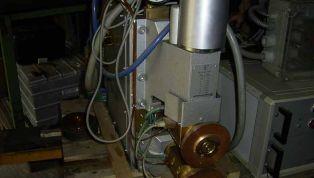 Seam_welding_machine_PECO_Messer_Griesheim_type_FN5DSO-5888.jpg