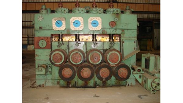 Straightening_machine_SKMZ-6198.jpg