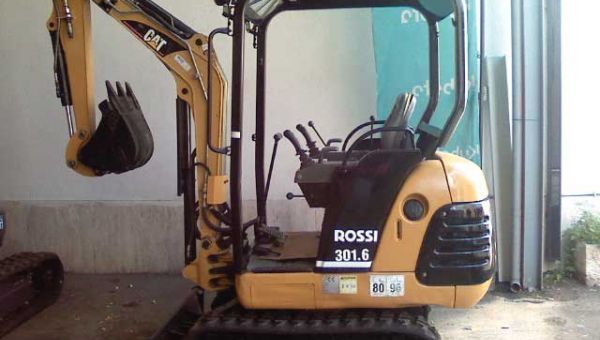MiniExcavator_CATERPILLAR_3016-8668.jpg