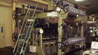 Karl_Mayer_Double_Raschel_Machines-11359.jpg