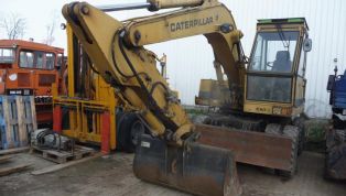 CATERPILLAR_CAT_206-12079.jpg