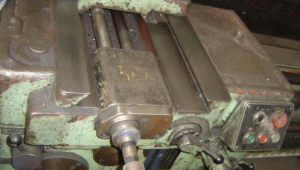 Heavy_duty_lathe_SR_1250x4000_SKODA-130691.jpg