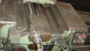 Heavy_duty_lathe_SR_1250x4000_SKODA-130691.jpg
