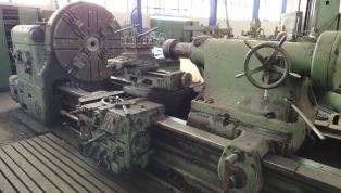 Heavy_duty_lathe_SR_1250x4000_SKODA-13069.jpg