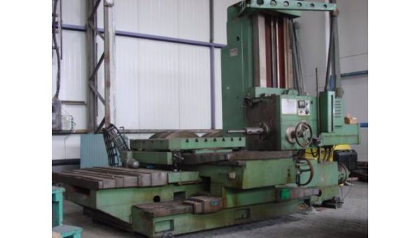 Boring_mill_table_type_DEFUM_WFE_100_A3-5539.jpg