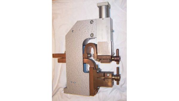 Spot_Welding_Heads_Peco_Messer_Griesheim_FP160__FP190-5889.jpg