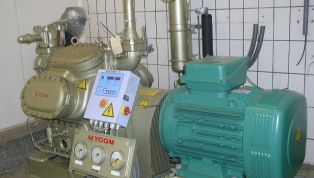 Mycom_F8L_-15C_35C_205_kW_with_Goedhart_Evaporator_and_Helpman_condensor-6469.jpg