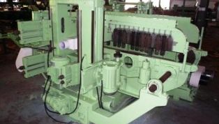 Yasuda_double-chain_moulding_machine_for_floor_board-6499.jpg